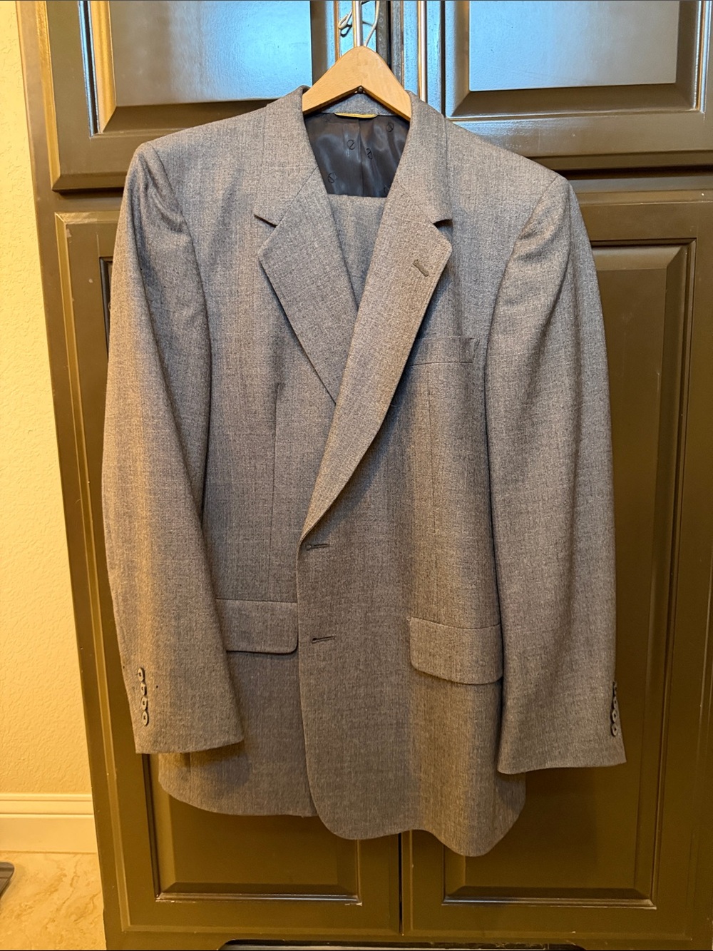 Dior Men's Gray Single-Breasted Wool Blend Suit Jacket